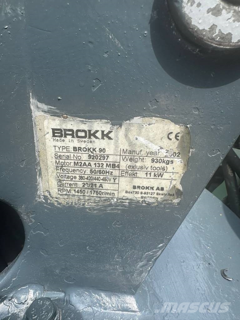 Brokk 90 Міні-екскаватори < 7т