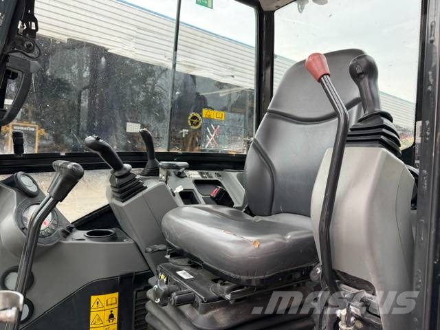 Bobcat E 27 Mini kotrók < 7t
