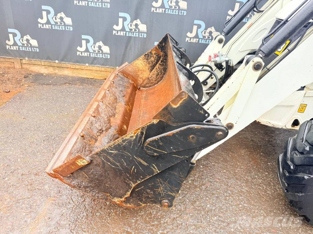 JCB 3 CX Backhoe loaders