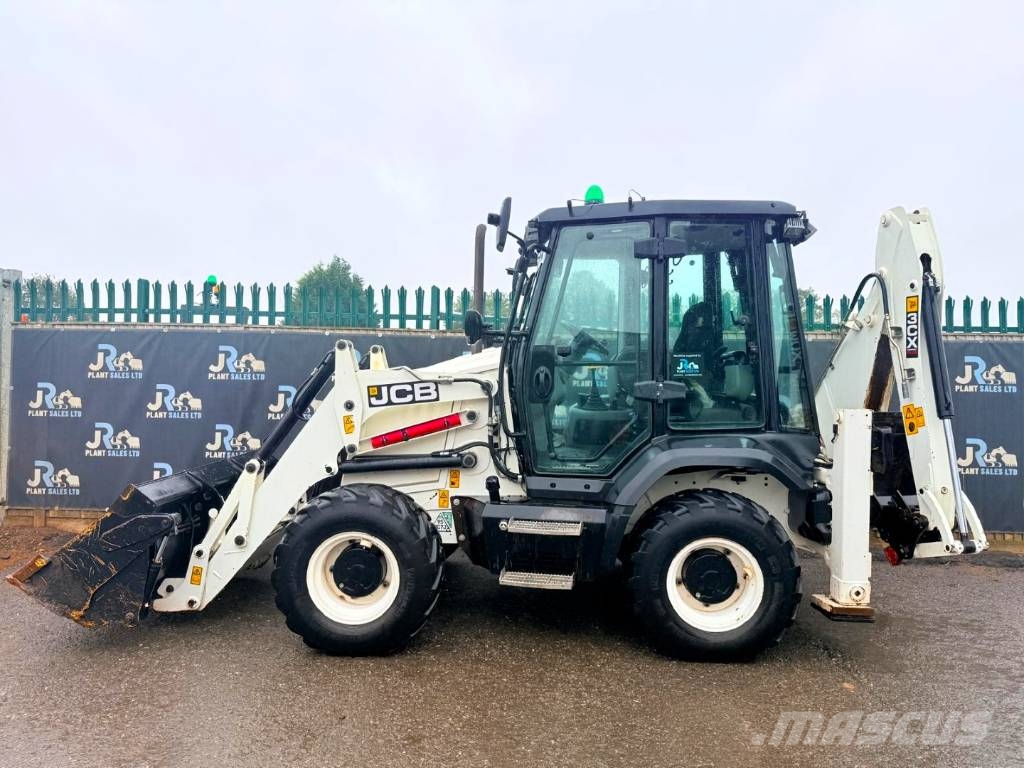 JCB 3 CX Backhoe loaders