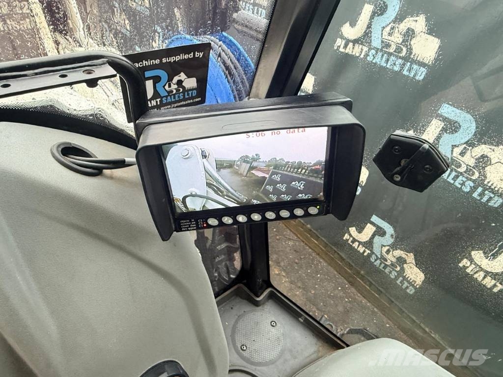 JCB 3 CX Backhoe loaders