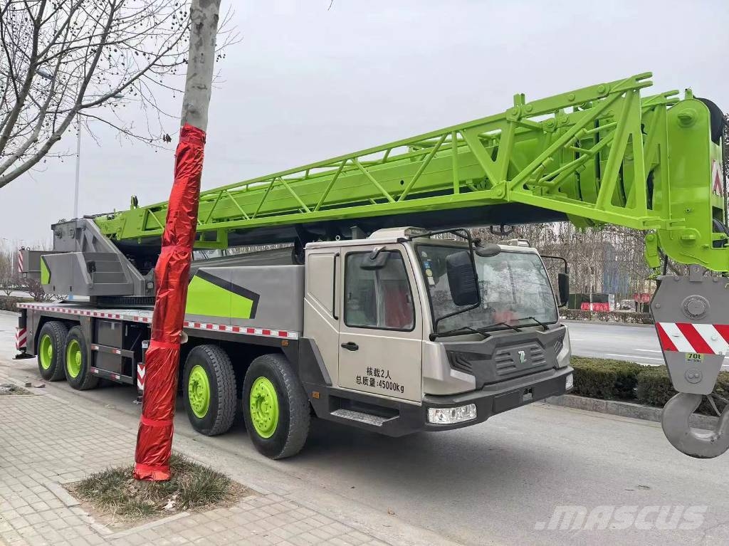 Zoomlion ZTC 700 V Terepdaruk