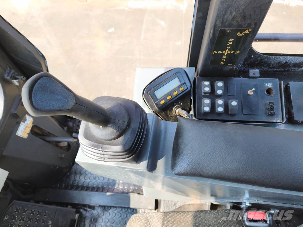 CAT 973 D Φορτωτές με ερπύστριες