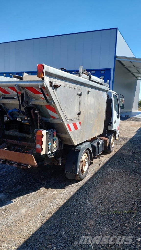 Isuzu N 35.125 Camiones de basura