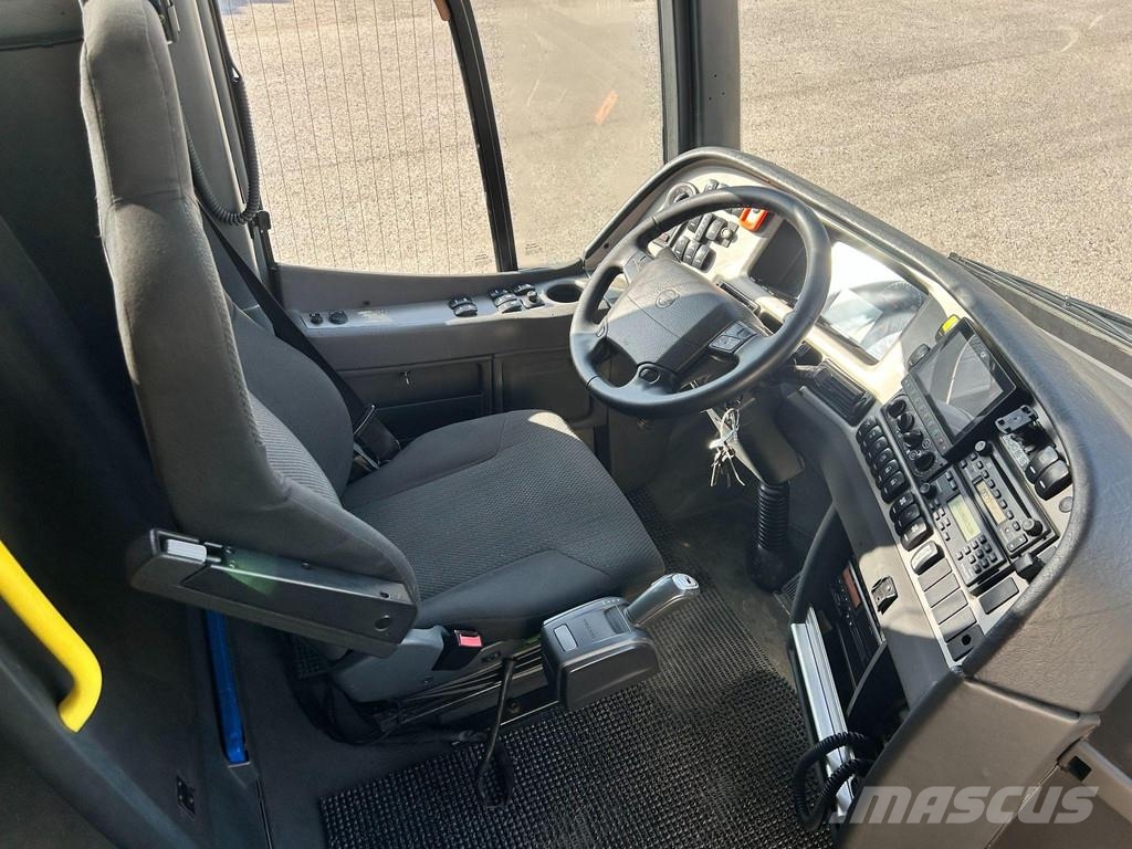 Volvo B12M 6x2 EURO5 + RETARDER + 53 SEATS 公路客运汽车