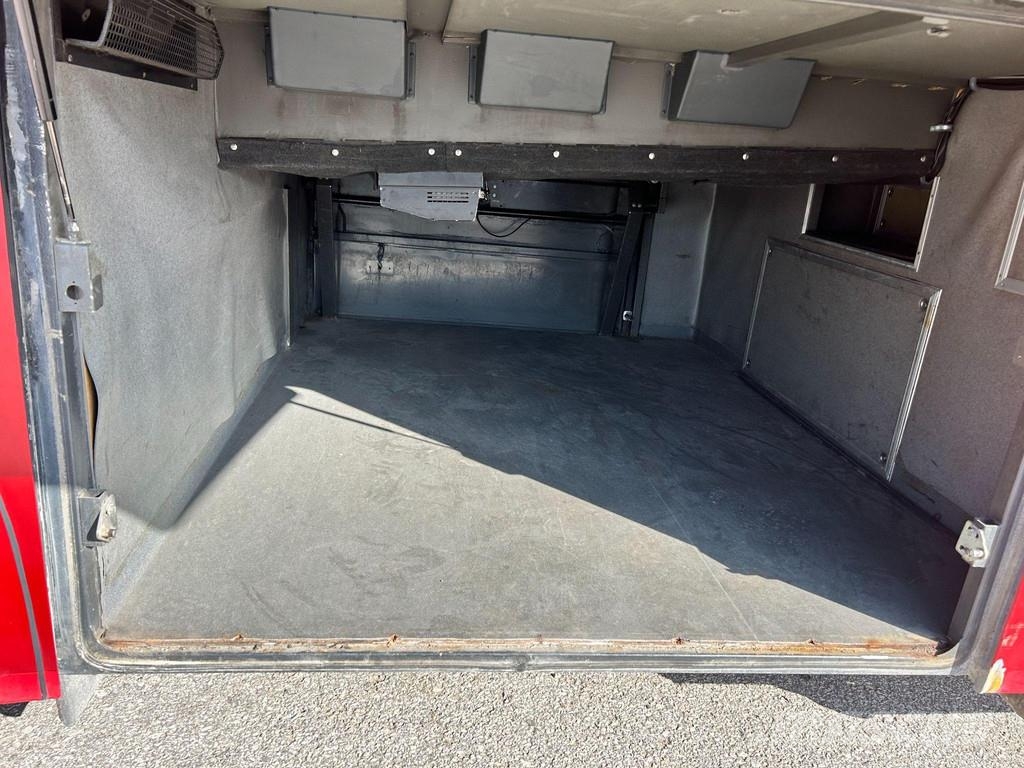 Volvo B12M 6x2 EURO5 + RETARDER + 53 SEATS 公路客运汽车