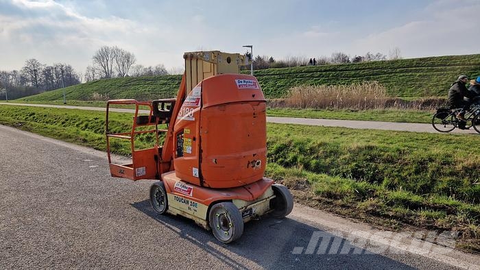 JLG T10E Druga dvigala in dvižne ploščadi