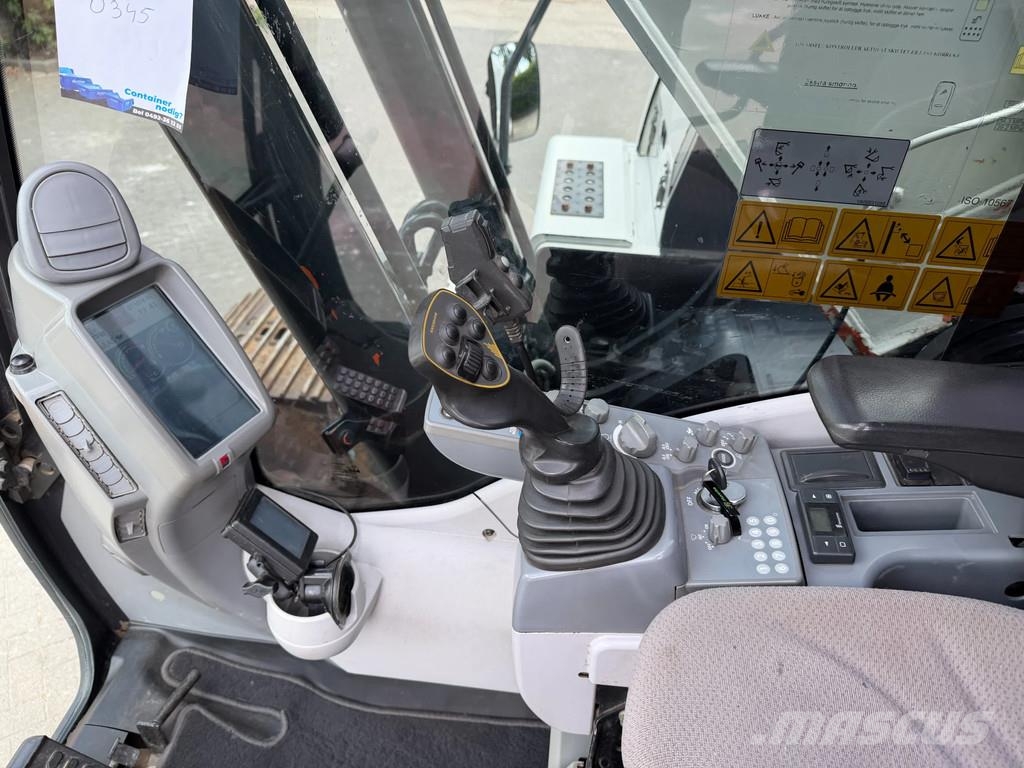 Hitachi ZX250LC-6 履帶式 挖土機/掘鑿機/挖掘機