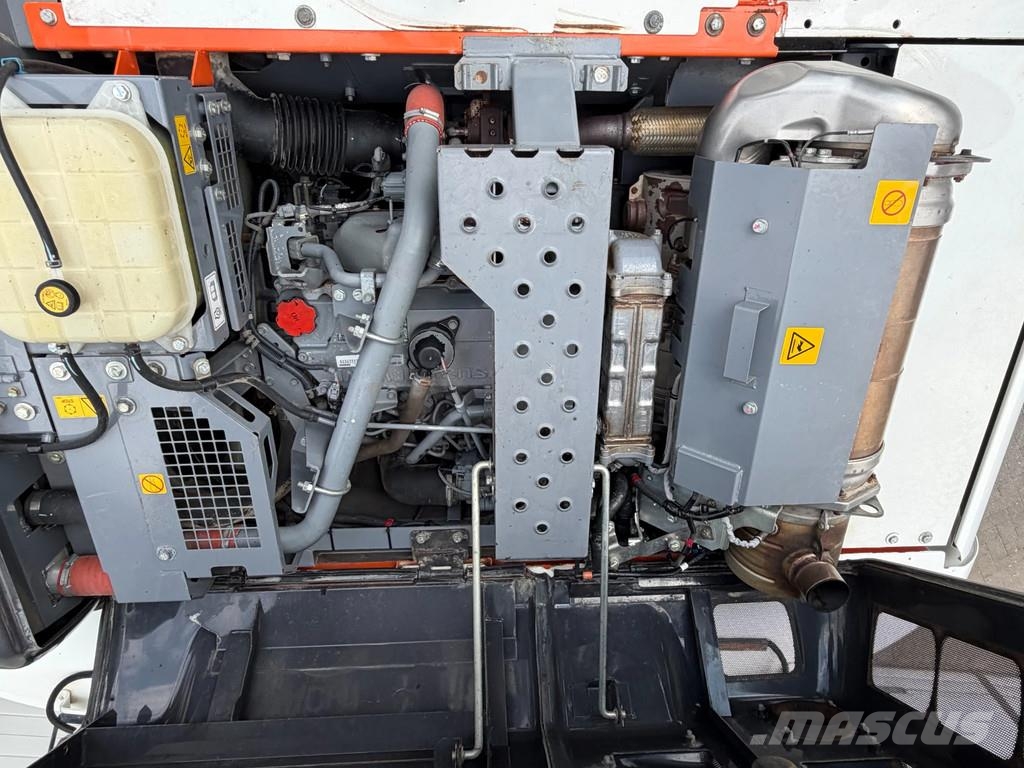 Hitachi ZX250LC-6 履帶式 挖土機/掘鑿機/挖掘機