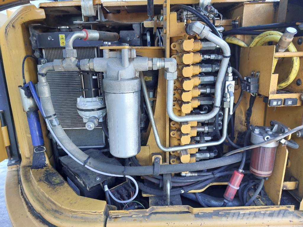 CAT 308E Midi bageri 7t – 12t