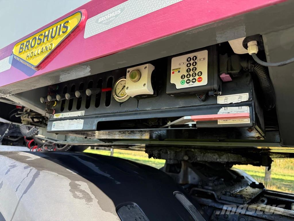 Broshuis 3ABD-48 SL Low loader-semi-trailers
