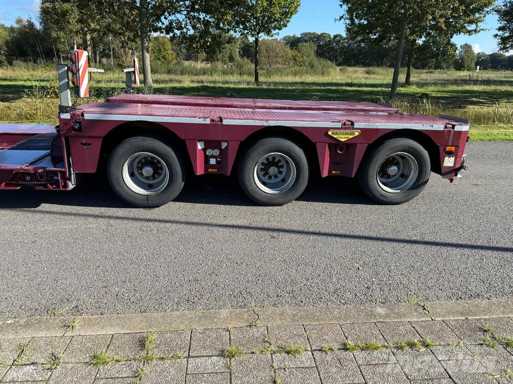 Broshuis 3ABD-48 SL Low loader-semi-trailers