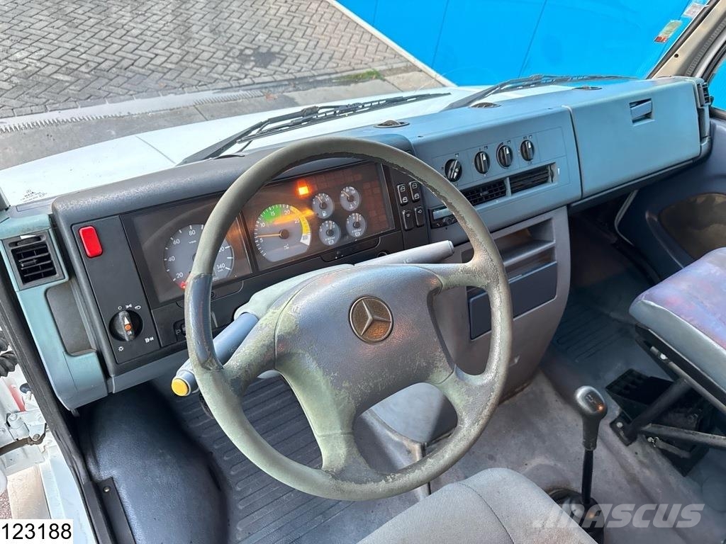 Mercedes-Benz 815 EURO 3, Manual transmission, Steel suspension 貨箱式卡車