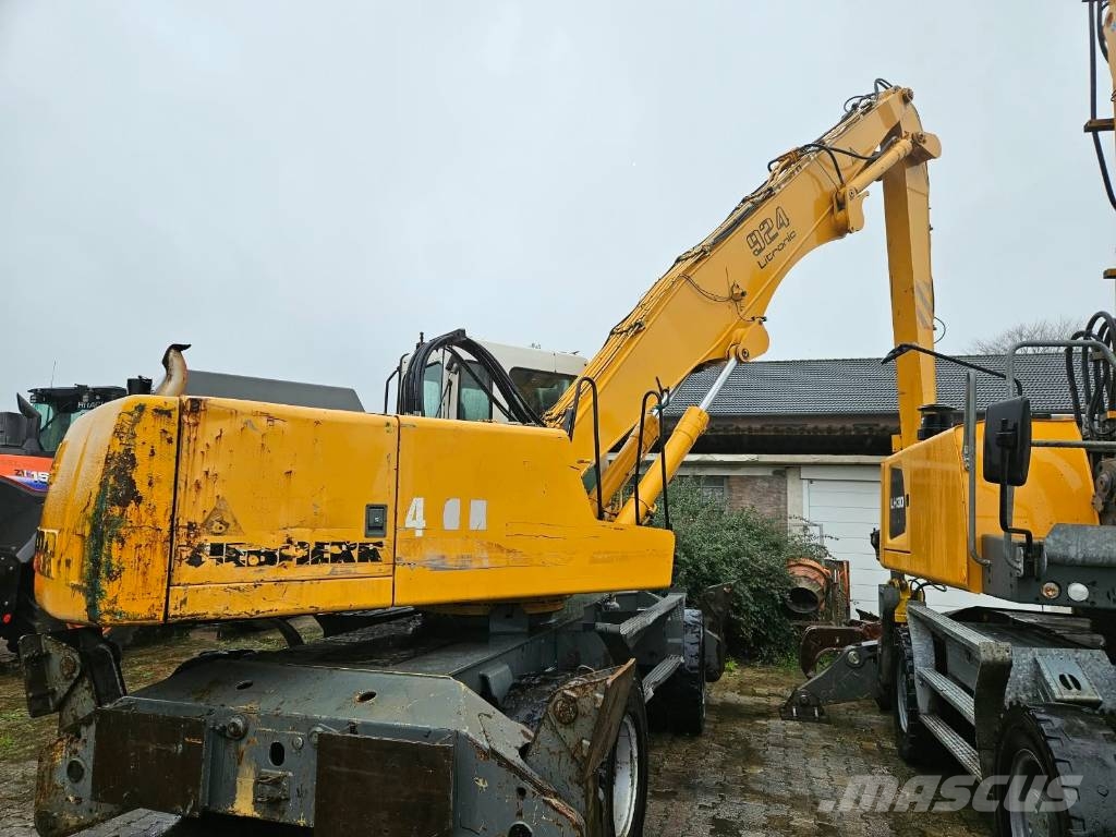 Liebherr A 924 Litronic Bagri na kolesih