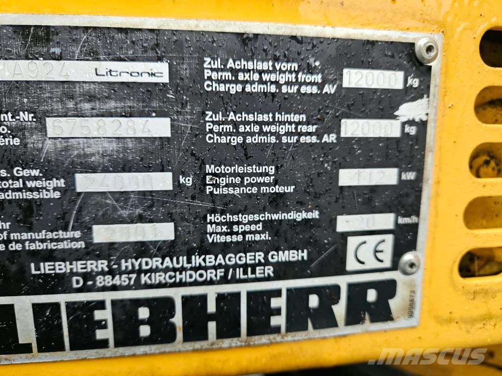 Liebherr A 924 Litronic Bagri na kolesih