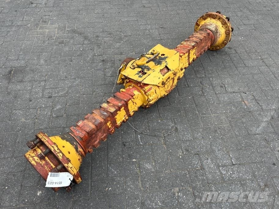 Schaeff SKS661-Clark-Hurth-Axle/Achse/As Axles