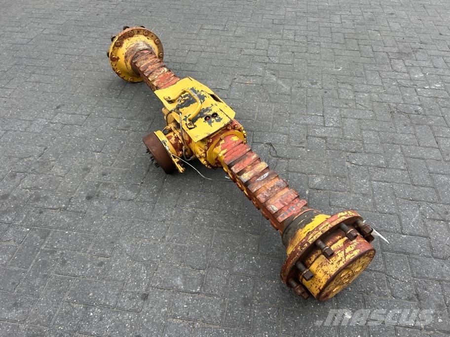 Schaeff SKS661-Clark-Hurth-Axle/Achse/As Axles