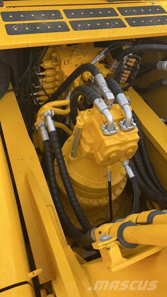 Komatsu PC 400 LC Midi bagri 7t – 12t