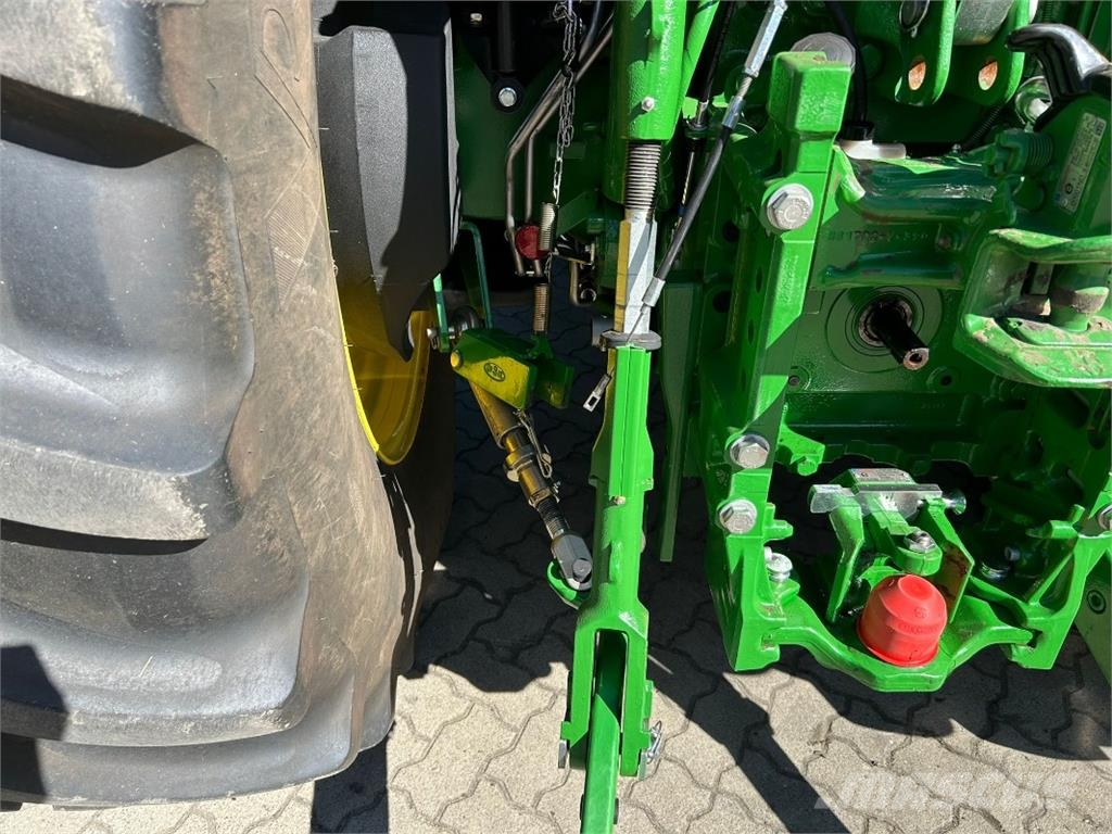John Deere 6M 200 **MIETRÜCKLÄUFER** Traktorji