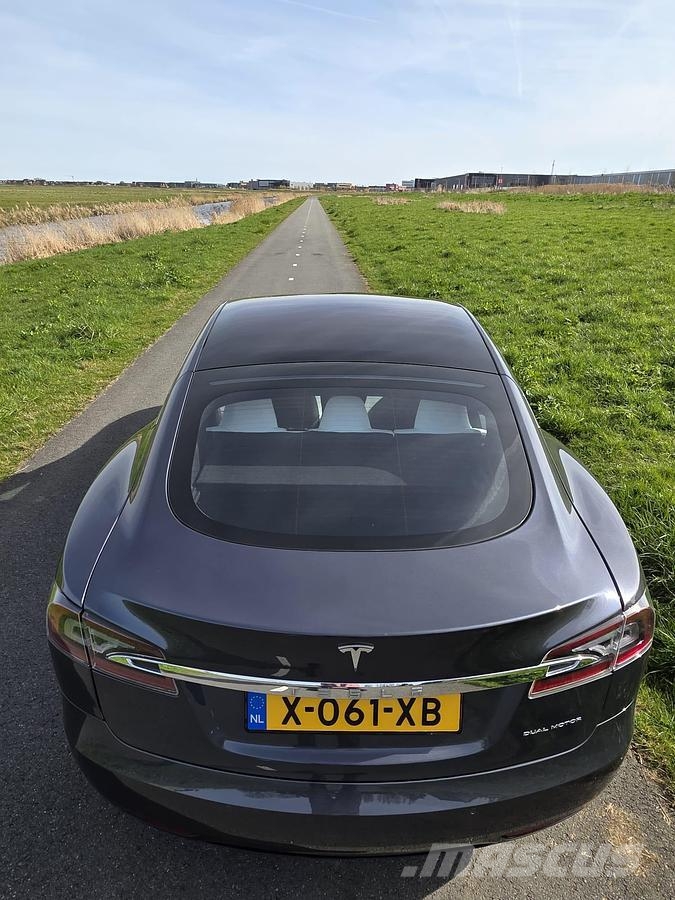 Tesla Model S - P100 - Long Range Carros