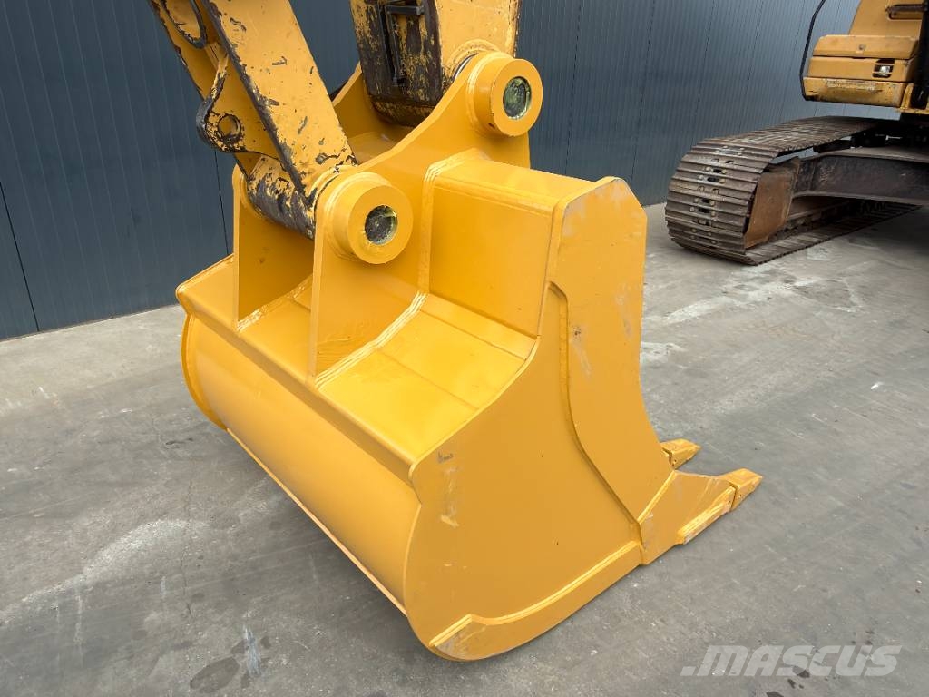 CAT 336D L Pelle sur chenilles