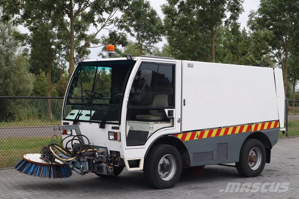 Aebi MFH 5000 | FRONT BRUSH | 1.000 L TANK | SWEEPER كناسات