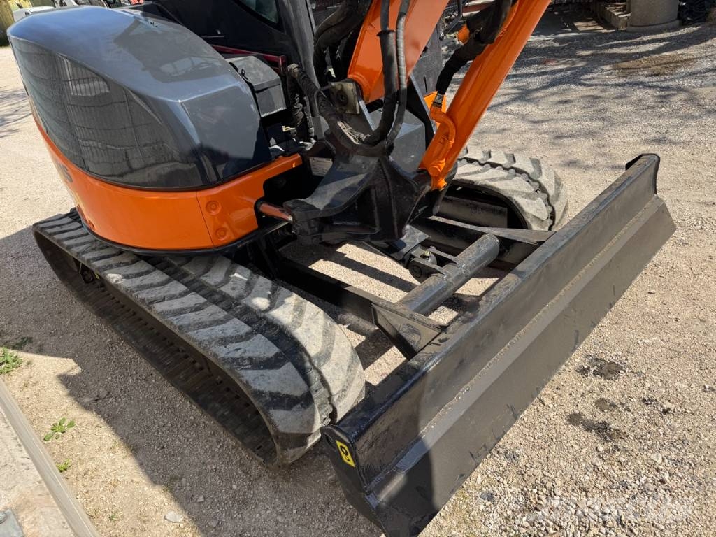 Hitachi ZX 40 U-2 CLR Міні-екскаватори < 7т
