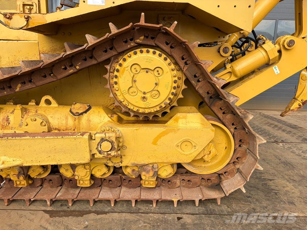 CAT D8R ブルドーザー