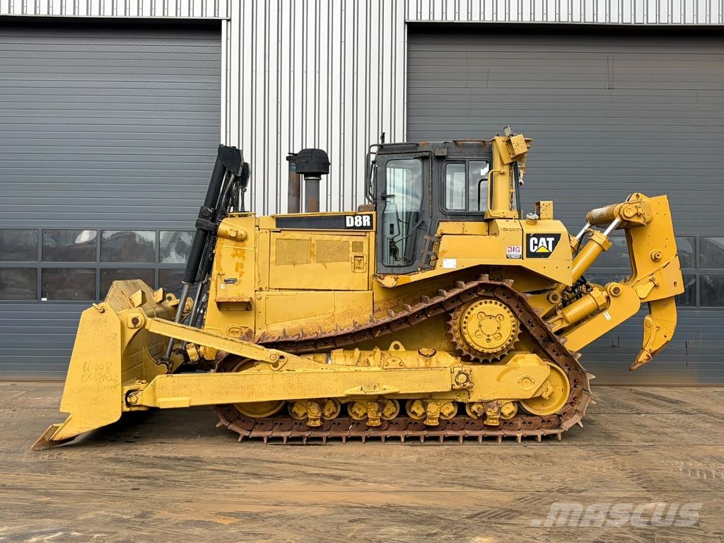 CAT D8R Pásové dozery