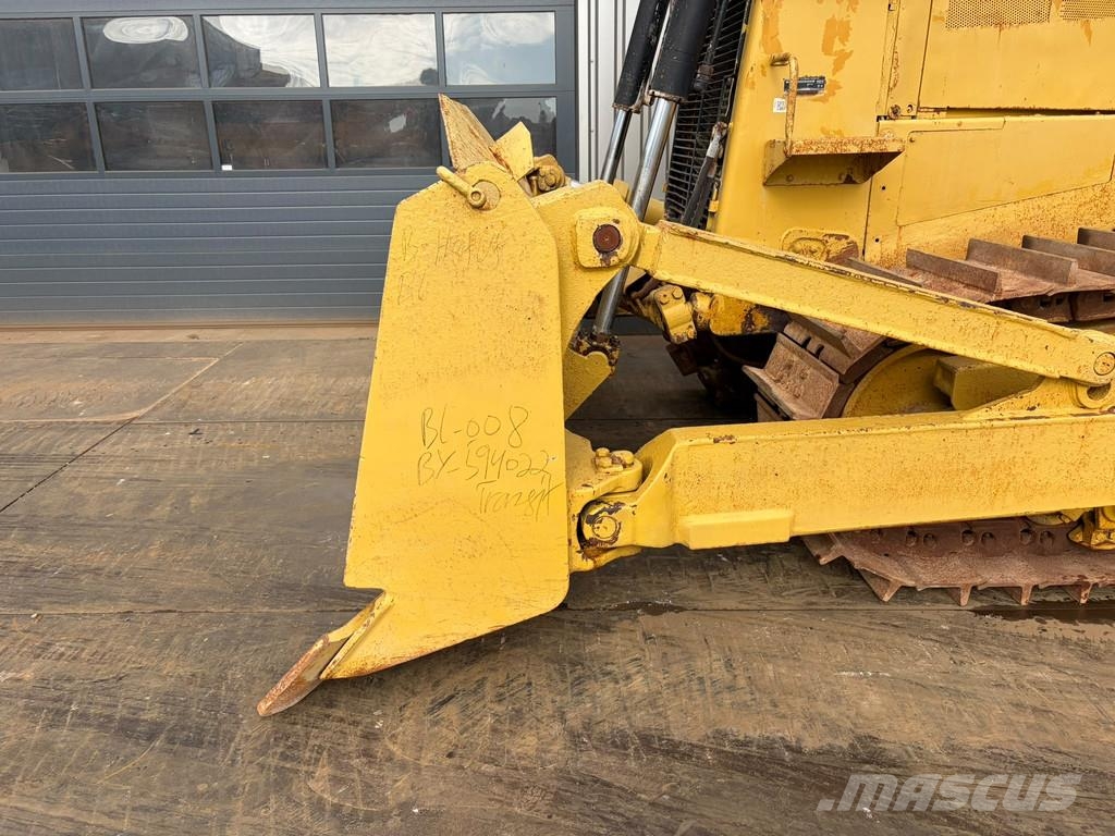 CAT D8R Pásové dozery