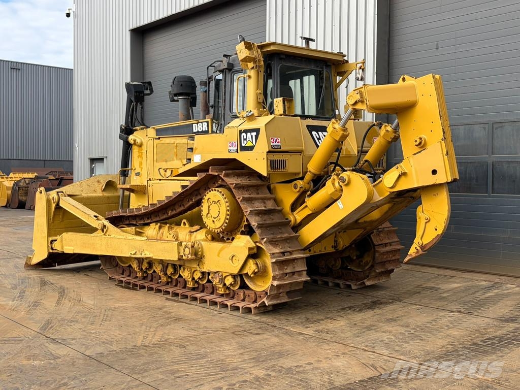 CAT D8R ブルドーザー