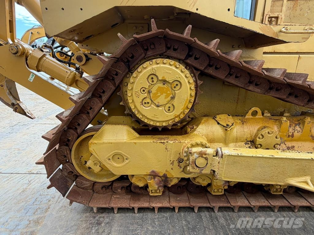 CAT D8R ブルドーザー