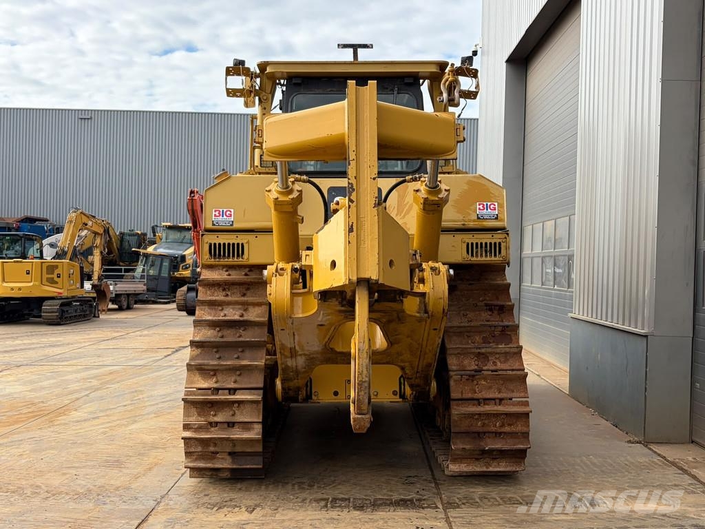 CAT D8R ブルドーザー