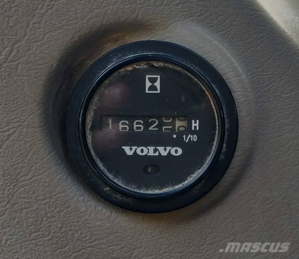 Volvo EW 140 C Колісні екскаватори