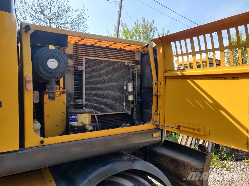 Volvo EW 140 C Колісні екскаватори