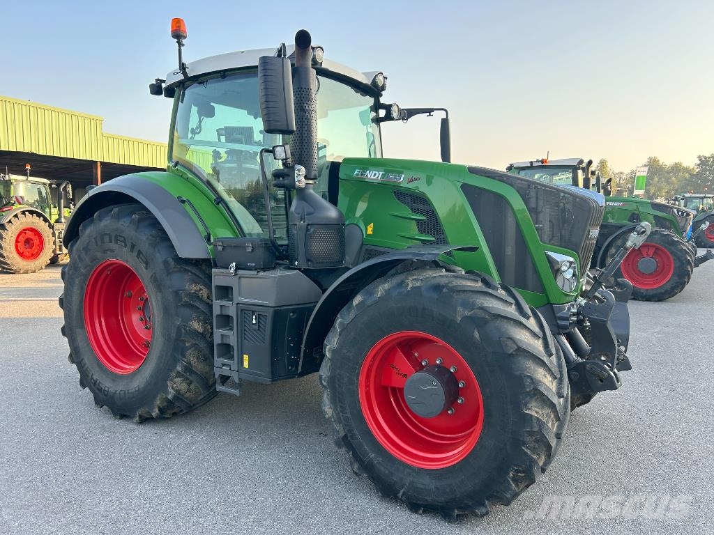 Fendt 828 VARIO PROFI + Traktorer