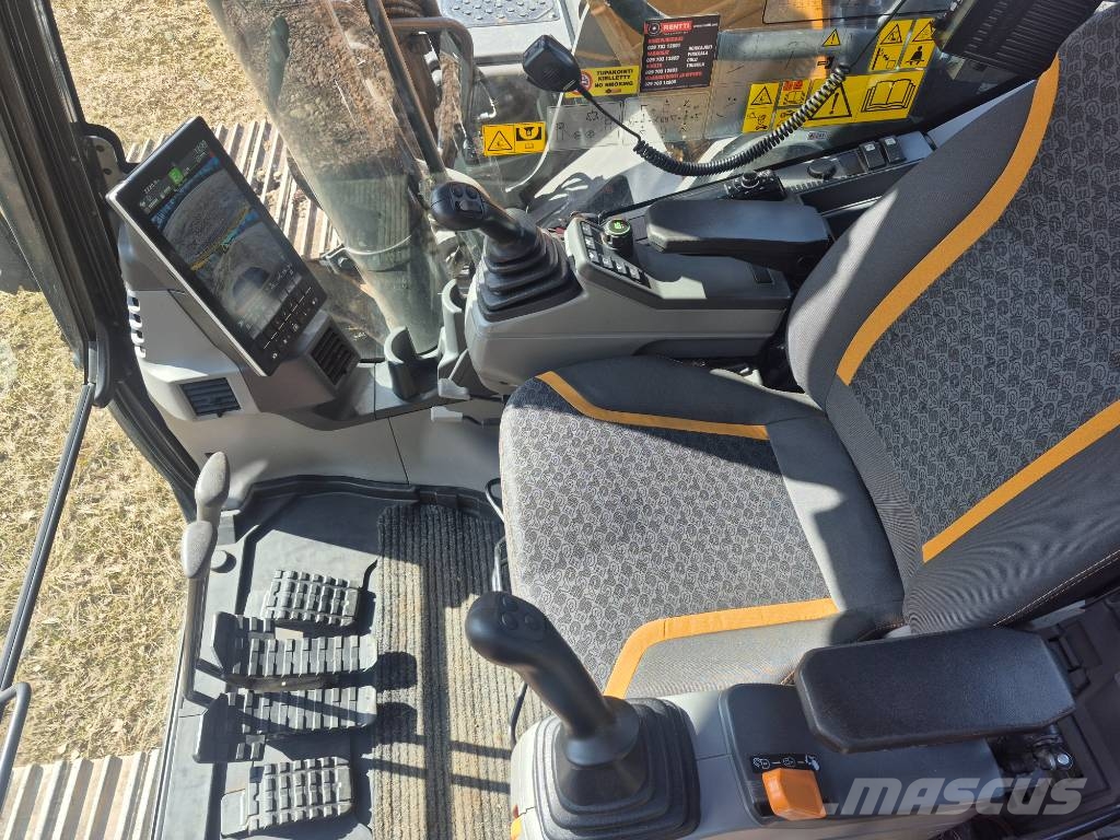 CASE CX 250 E LC LR Hosszú gém kotrók
