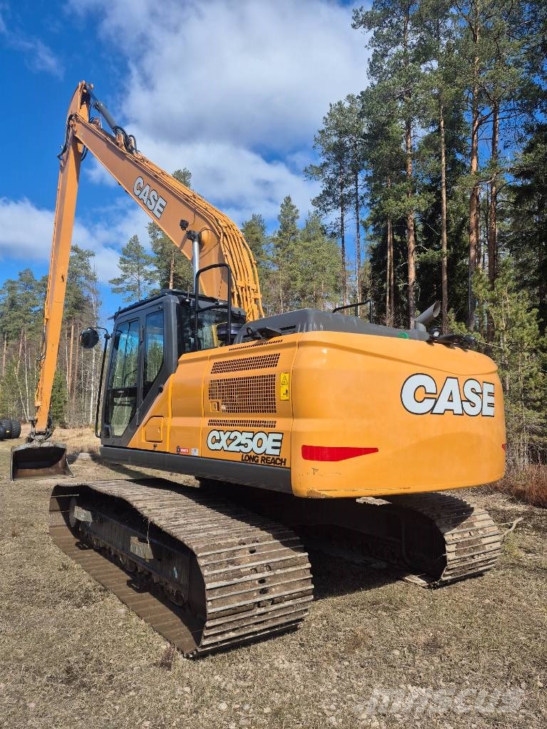 CASE CX 250 E LC LR Hosszú gém kotrók