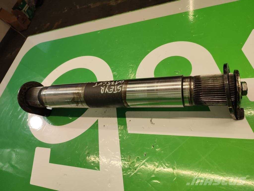 Steyr 6175 CVT Rear lift arm shaft 5188863 Alusta ja jousitus