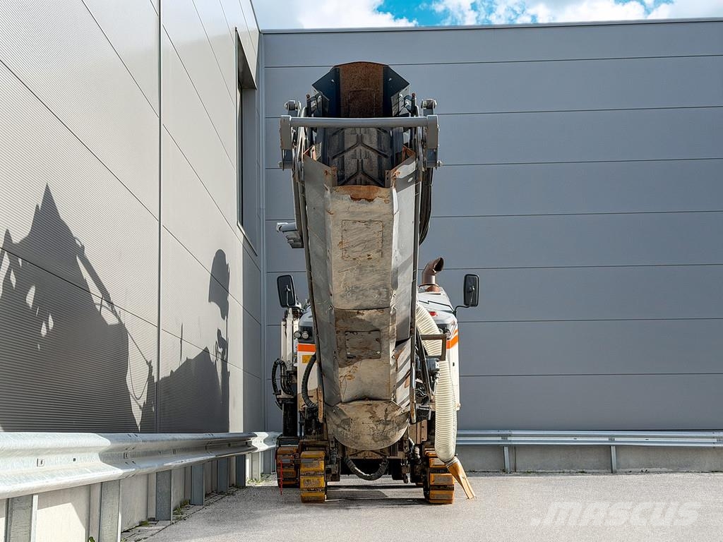 Wirtgen W 100 CFI Asphaltfräsen