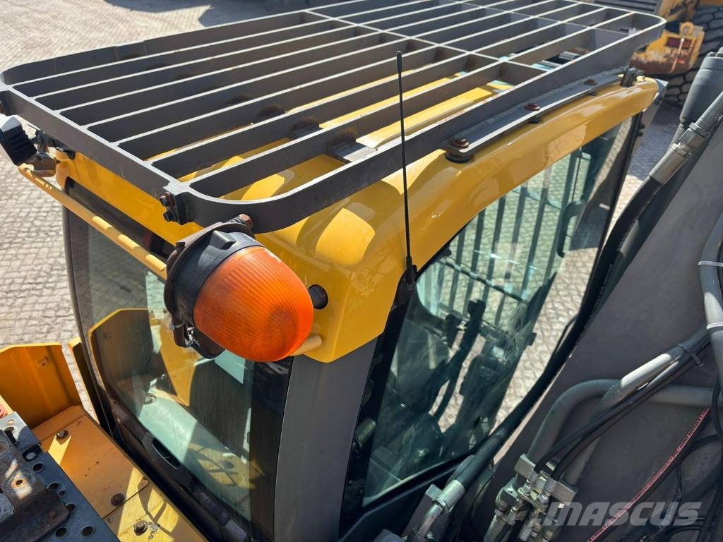 Volvo EC 300 EL Гусеничные экскаваторы