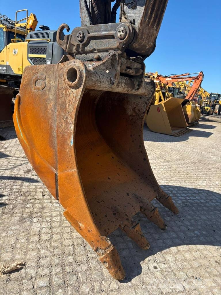 Volvo EC 300 EL Гусеничные экскаваторы