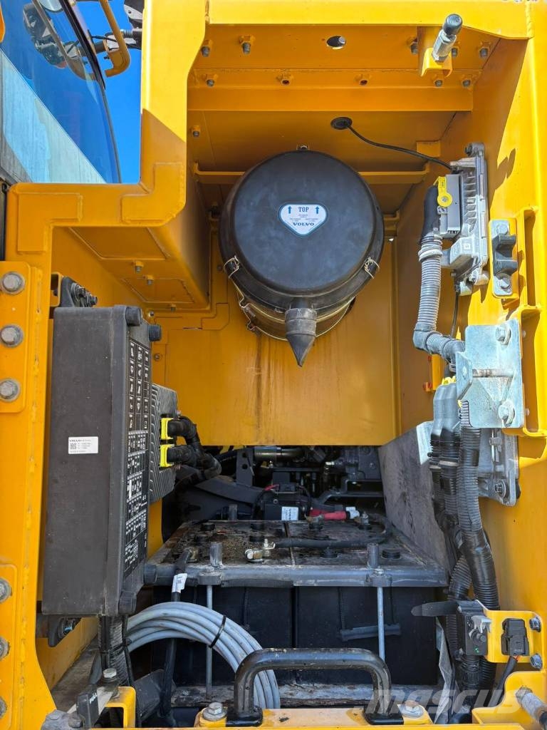 Volvo EC 300 EL Гусеничные экскаваторы
