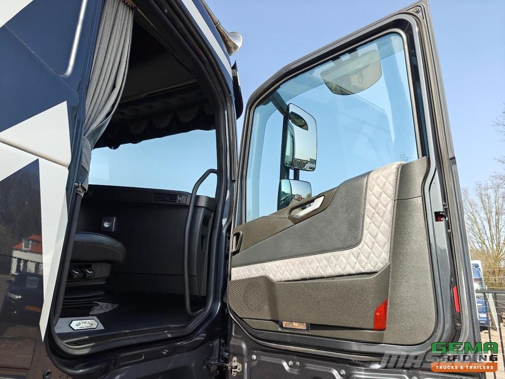 Volvo FH 460 Euro6C Sleeper Cab - Double Tank - SmartTac Trækkere