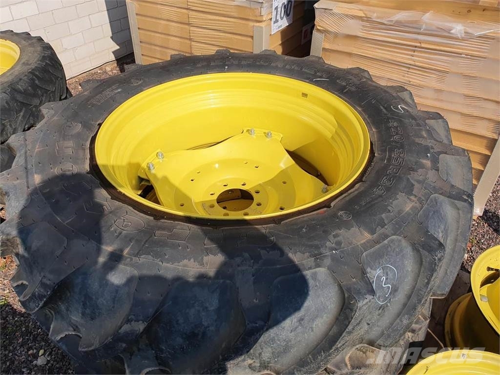 Firestone 420/85R34 x2 Tyres, wheels and rims