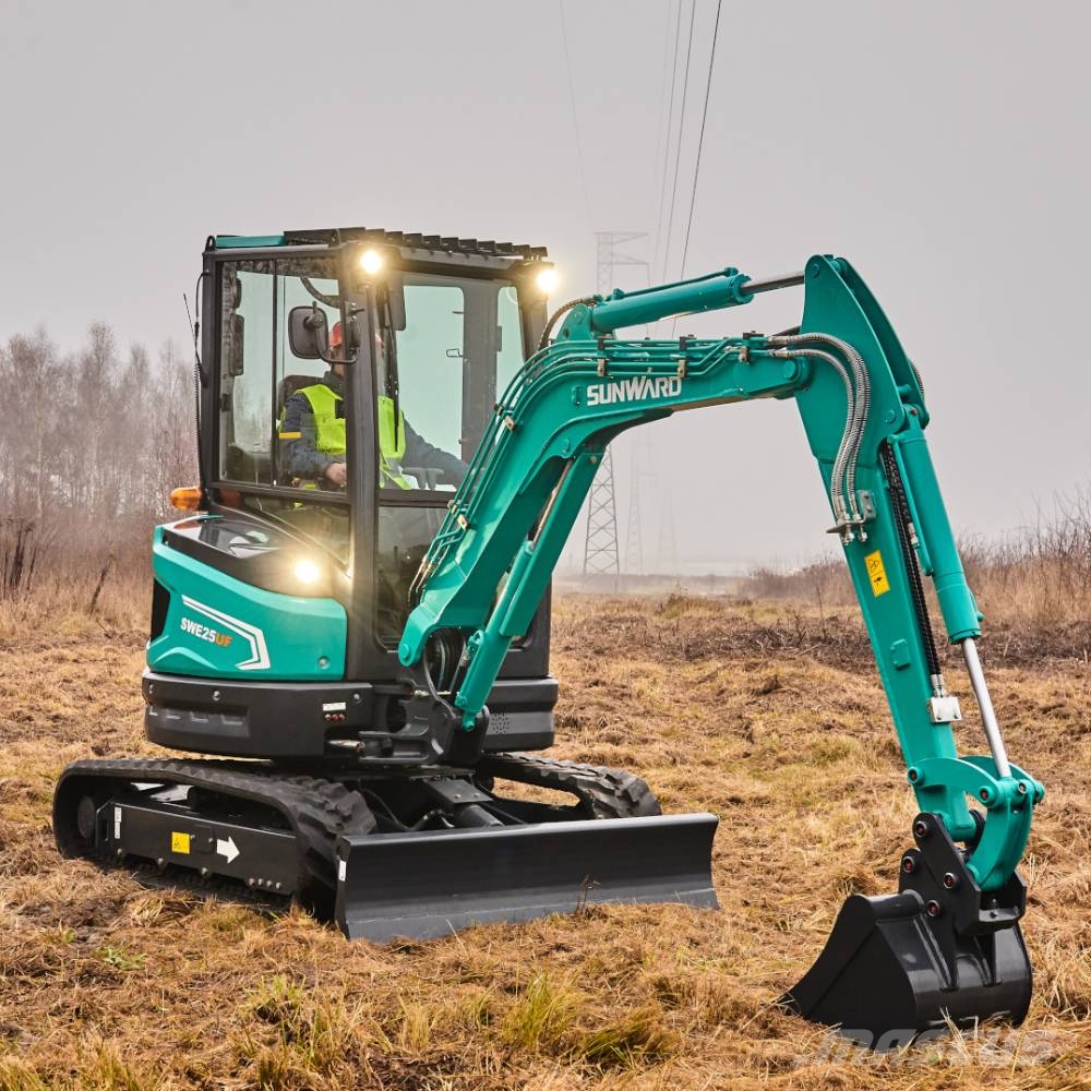 Sunward SWE25UF Mini pelle < 7t