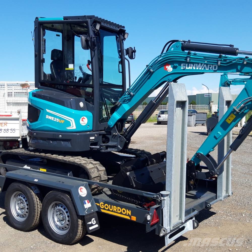Sunward SWE25UF Mini pelle < 7t
