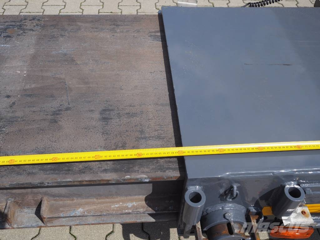 Recker SA-DLS Tieflader-Auflieger