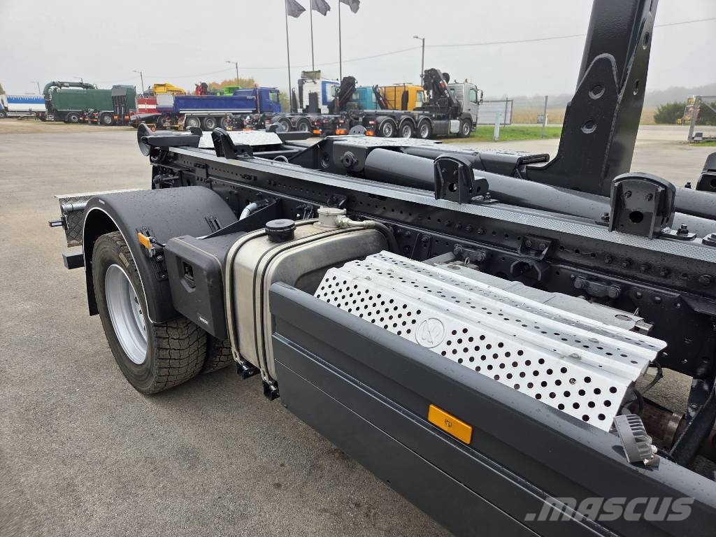 Mercedes-Benz Atego 1524 4X4 Camiones polibrazo