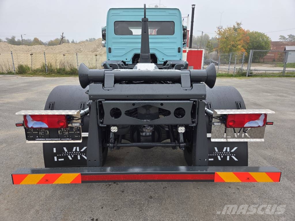 Mercedes-Benz Atego 1524 4X4 Camiones polibrazo